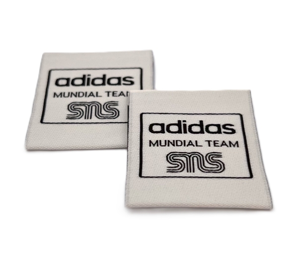 Nhãn dệt thời trang Adidas